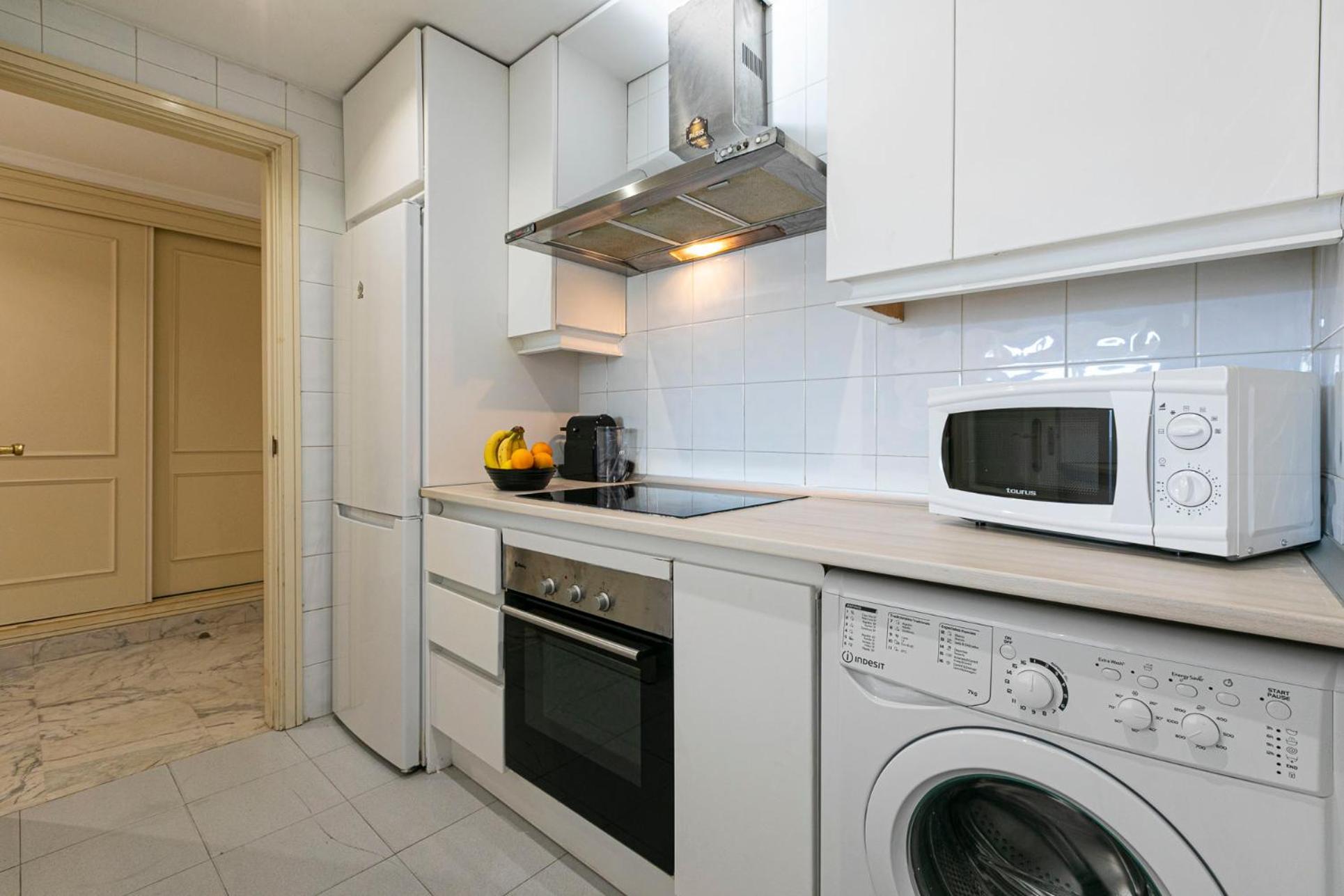 Apartamento Puerto Banus, Marina Banus, 2br, 2bth, Seaviews And Parking Marbella