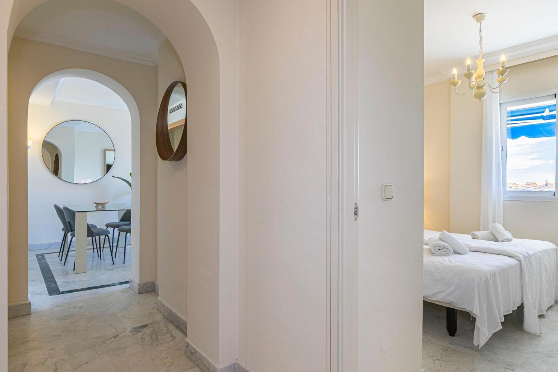 Puerto Banus, Marina Banus, 2br, 2bth, Seaviews And Parking