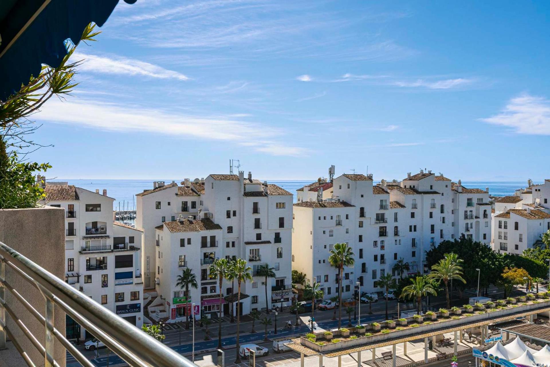 Puerto Banus, Marina Banus, 2br, 2bth, Seaviews And Parking *