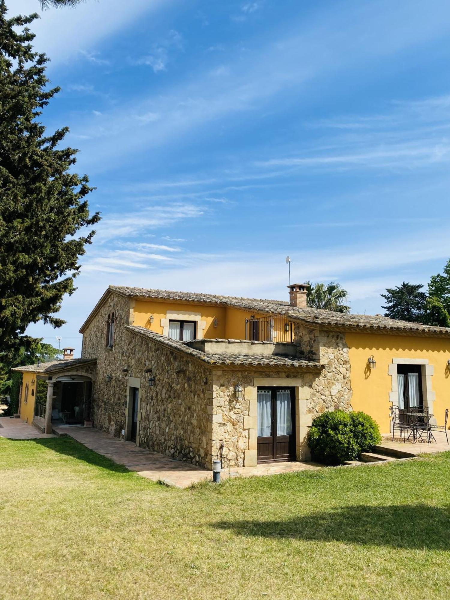Casa Mas Molines Con Piscina Jacuzzi Y Barbacoas * Mont-ras (Montrás)
