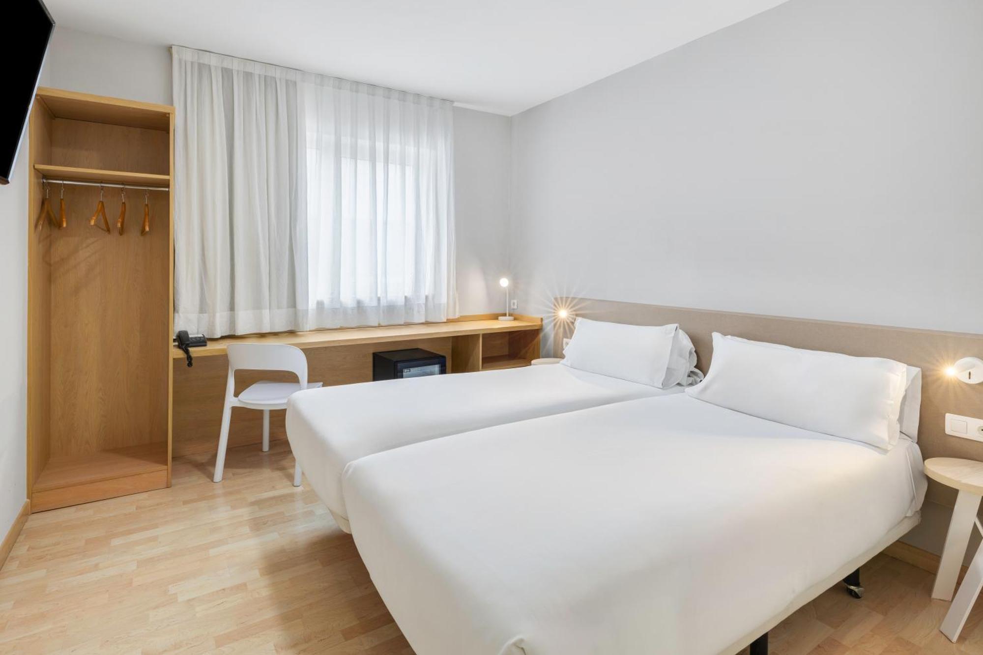 Hotel Madrid Rozas 3*