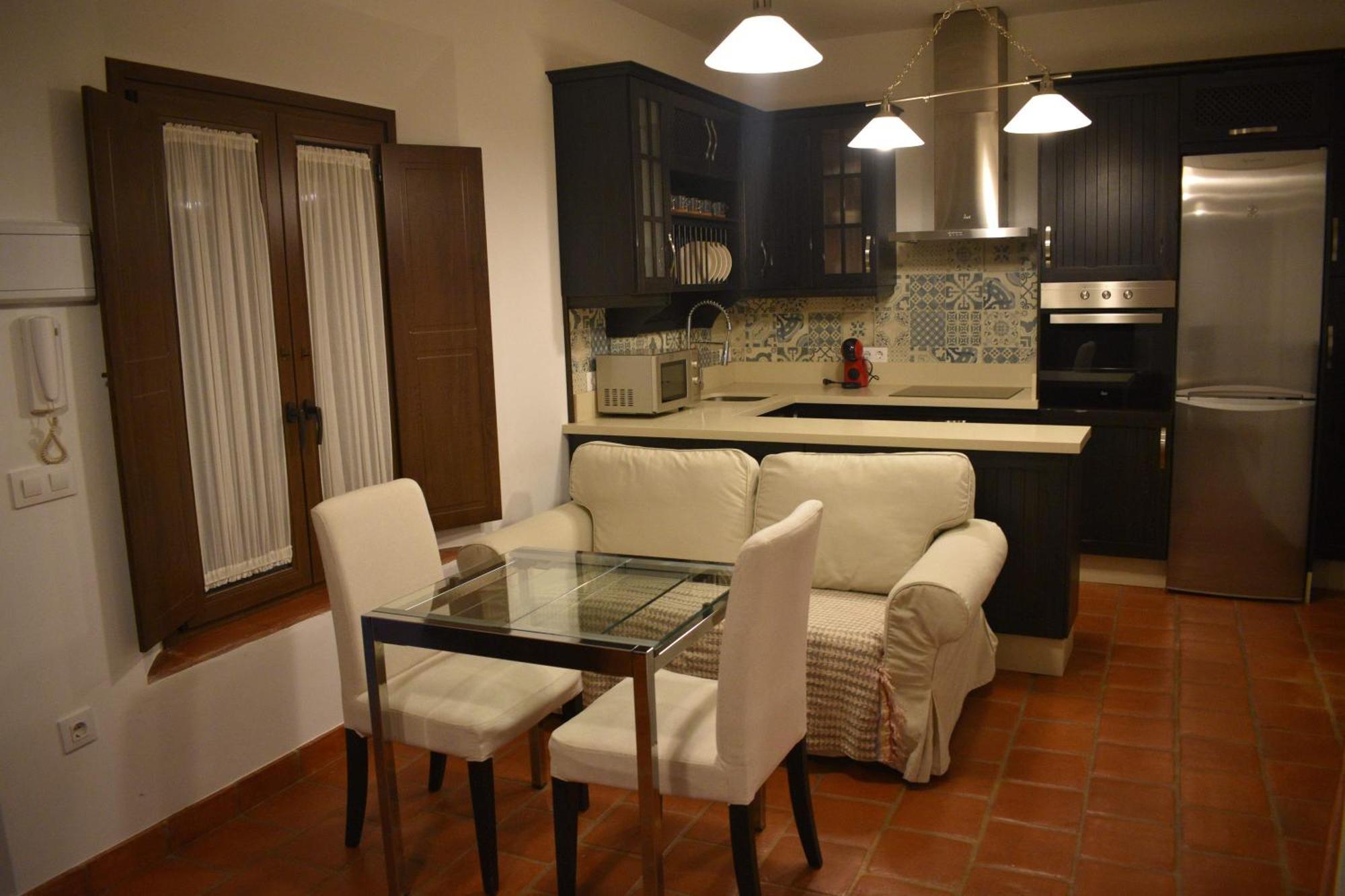 Bodeguetas Apartamento Constantina
