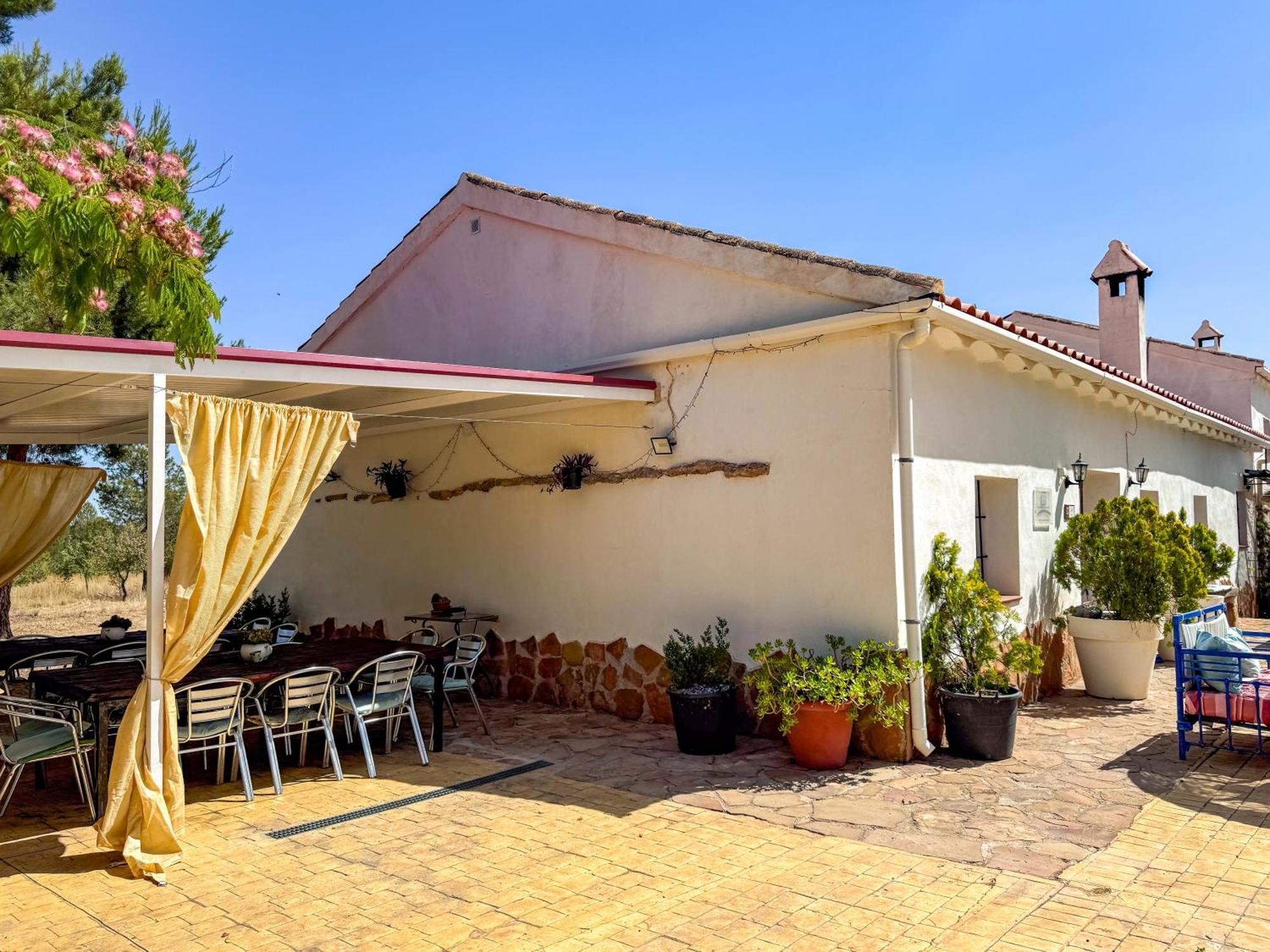 Cortijo Rural Bacares Freila