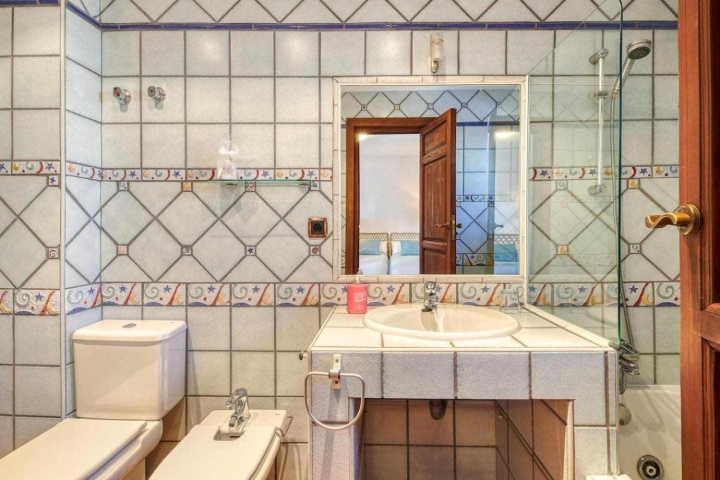 Casa Cuesta Del Reloj *