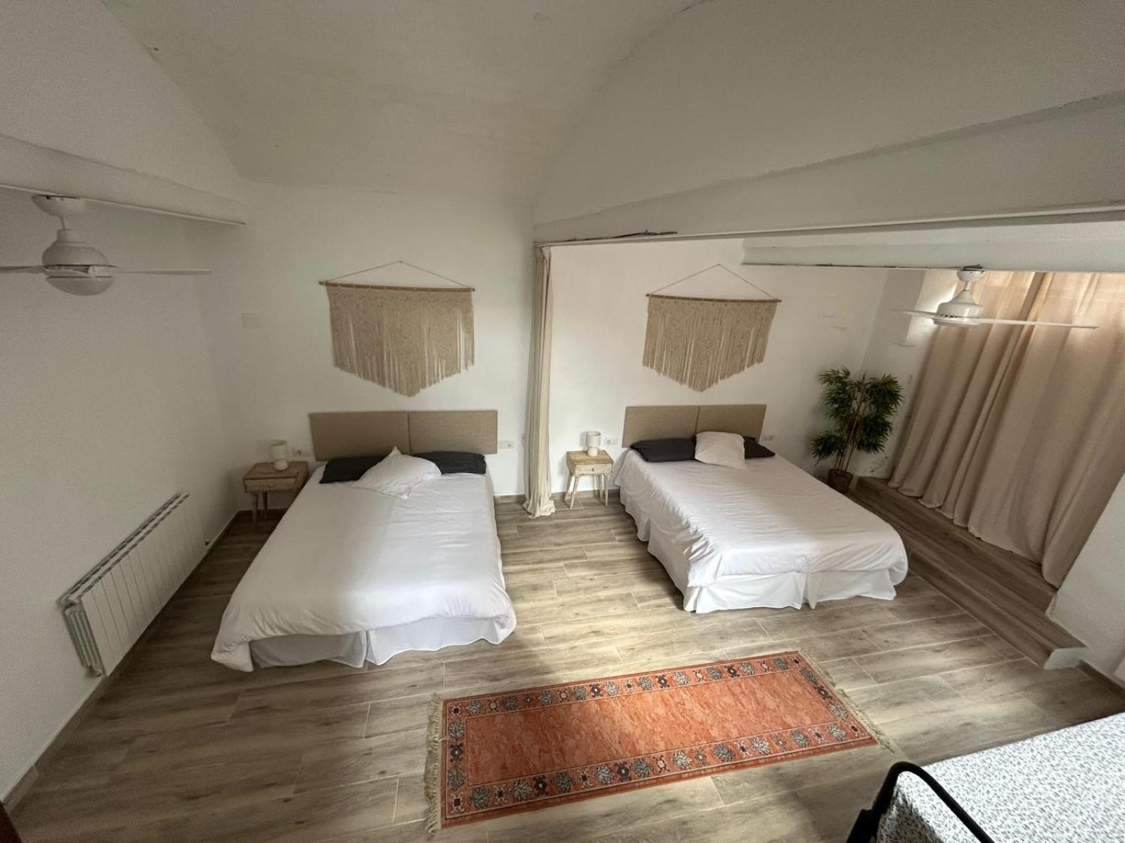 Costa Maresme, Barcelona ,valentinos House & Pool