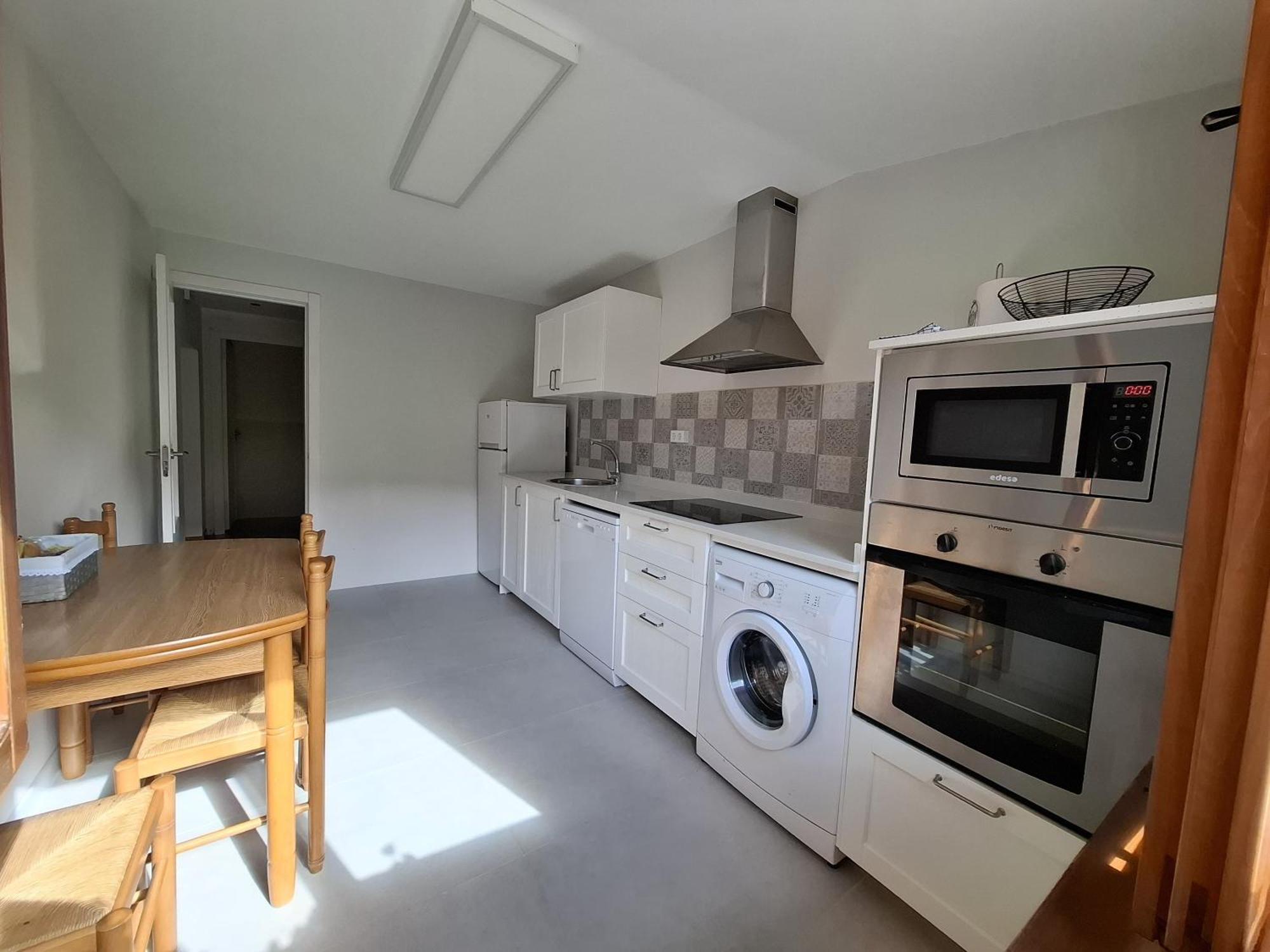 Holiday home Cerezal 2