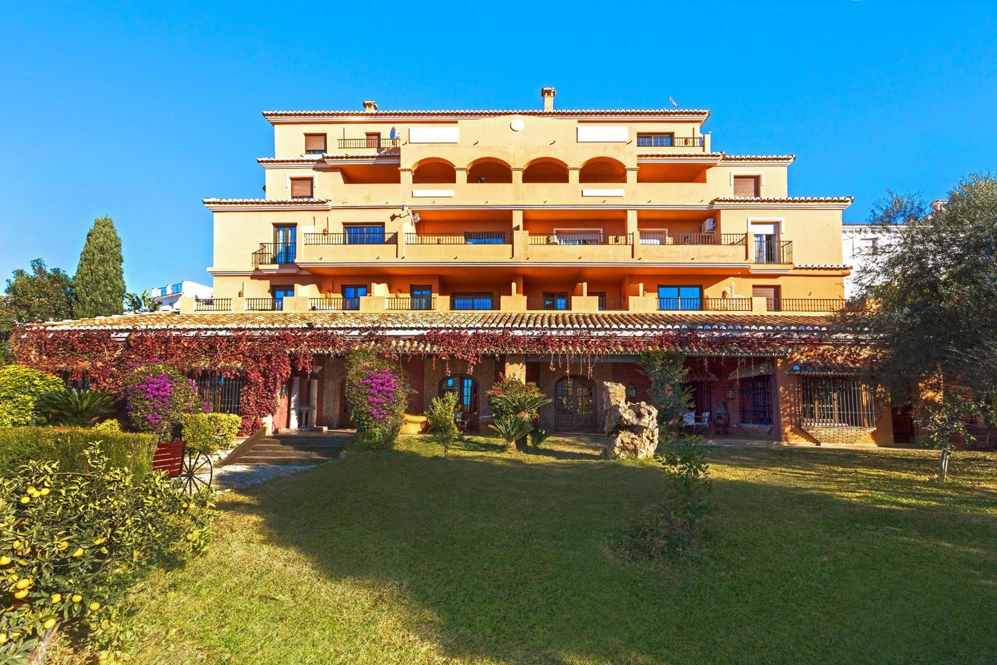 Сasa de vacaciones Casa Flores Mit Swimmingpool Und Grill Alcaucín