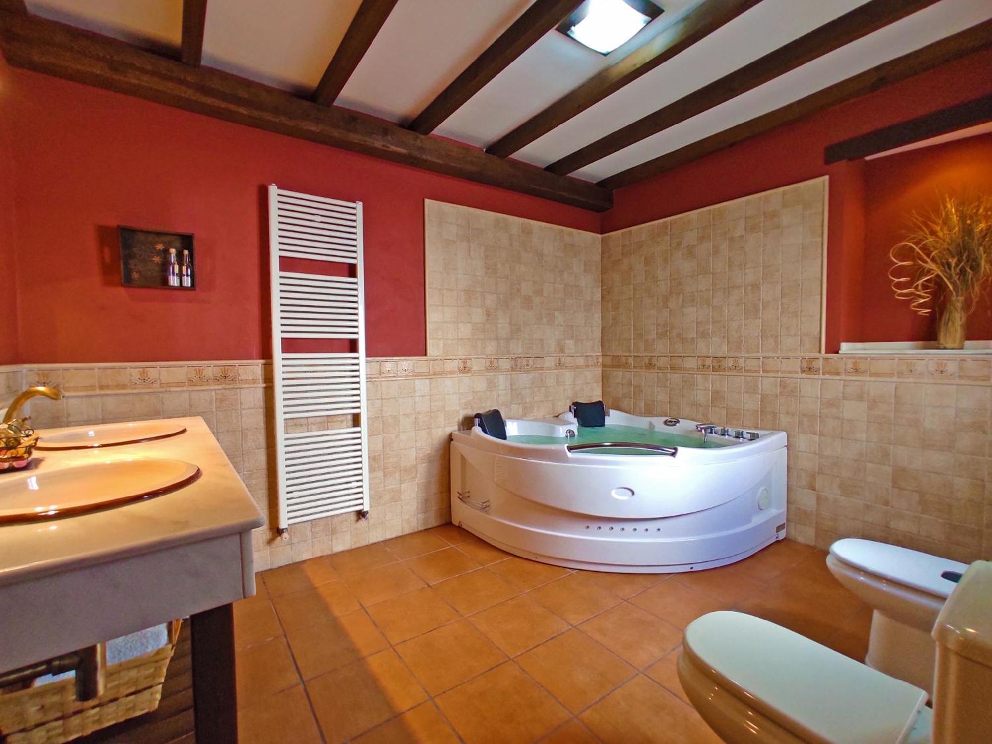 Laendliches Haus Mit Jacuzzi * Válor