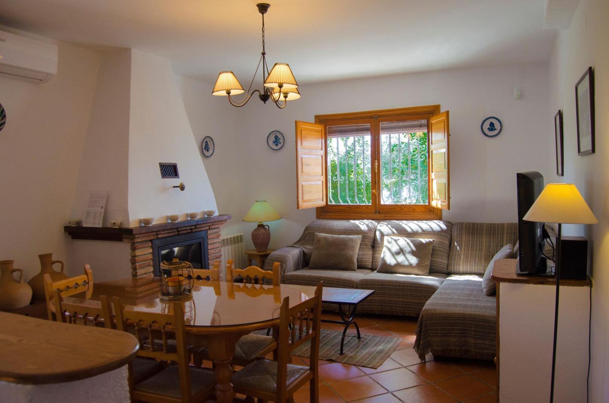 Laendliches Haus Mit Jacuzzi Сasa de vacaciones *