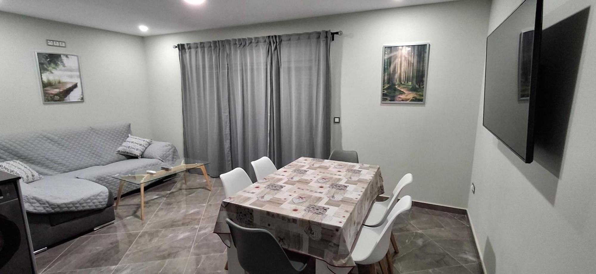 Solymar Apartment