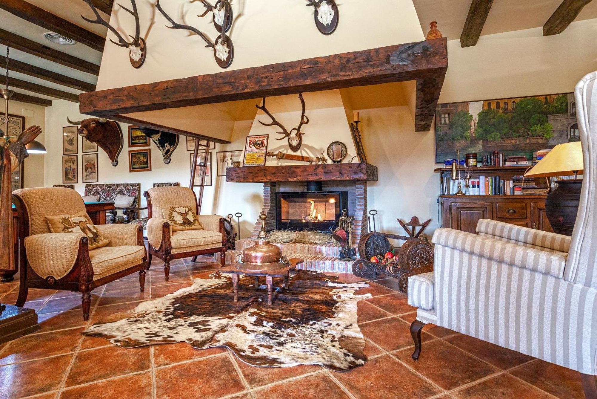 Casa Flores Mit Swimmingpool Und Grill * Alcaucín