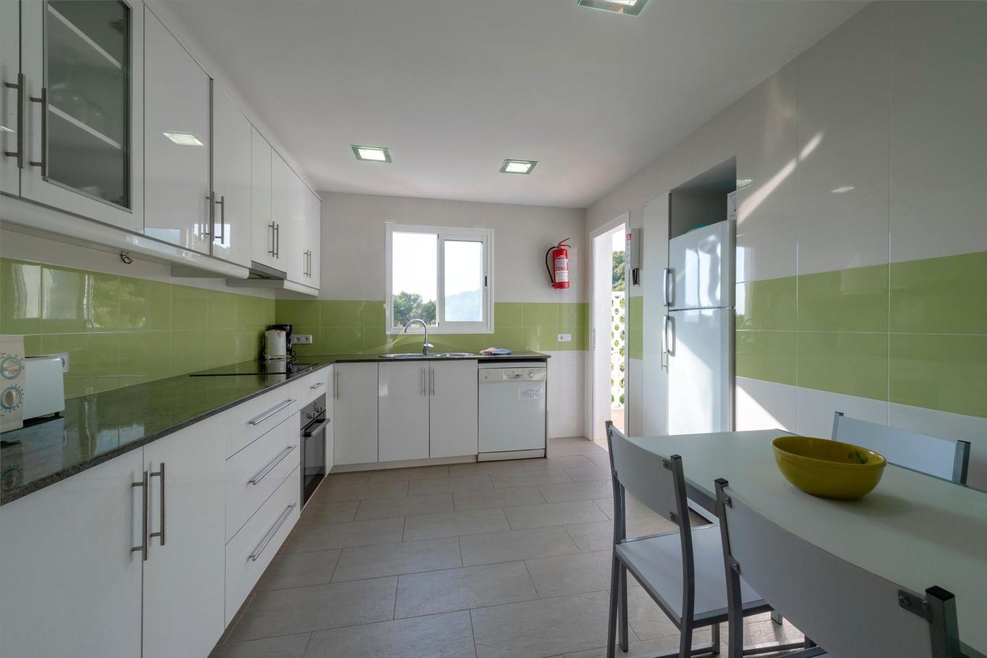 Сasa de vacaciones Moderne, Frische Familienvilla Allondra
