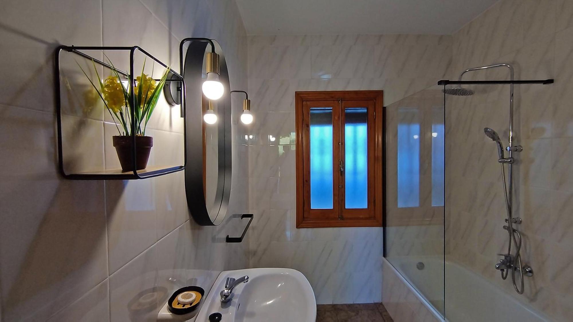 Сasa de vacaciones Laendliches Haus Mit Jacuzzi *