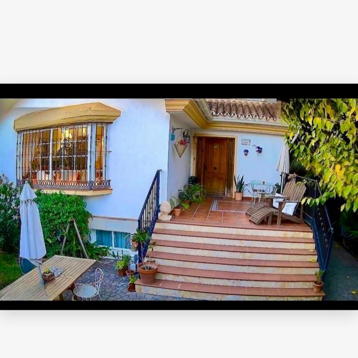 Bed & Breakfast At In Malaga & Solo Travellers 4*