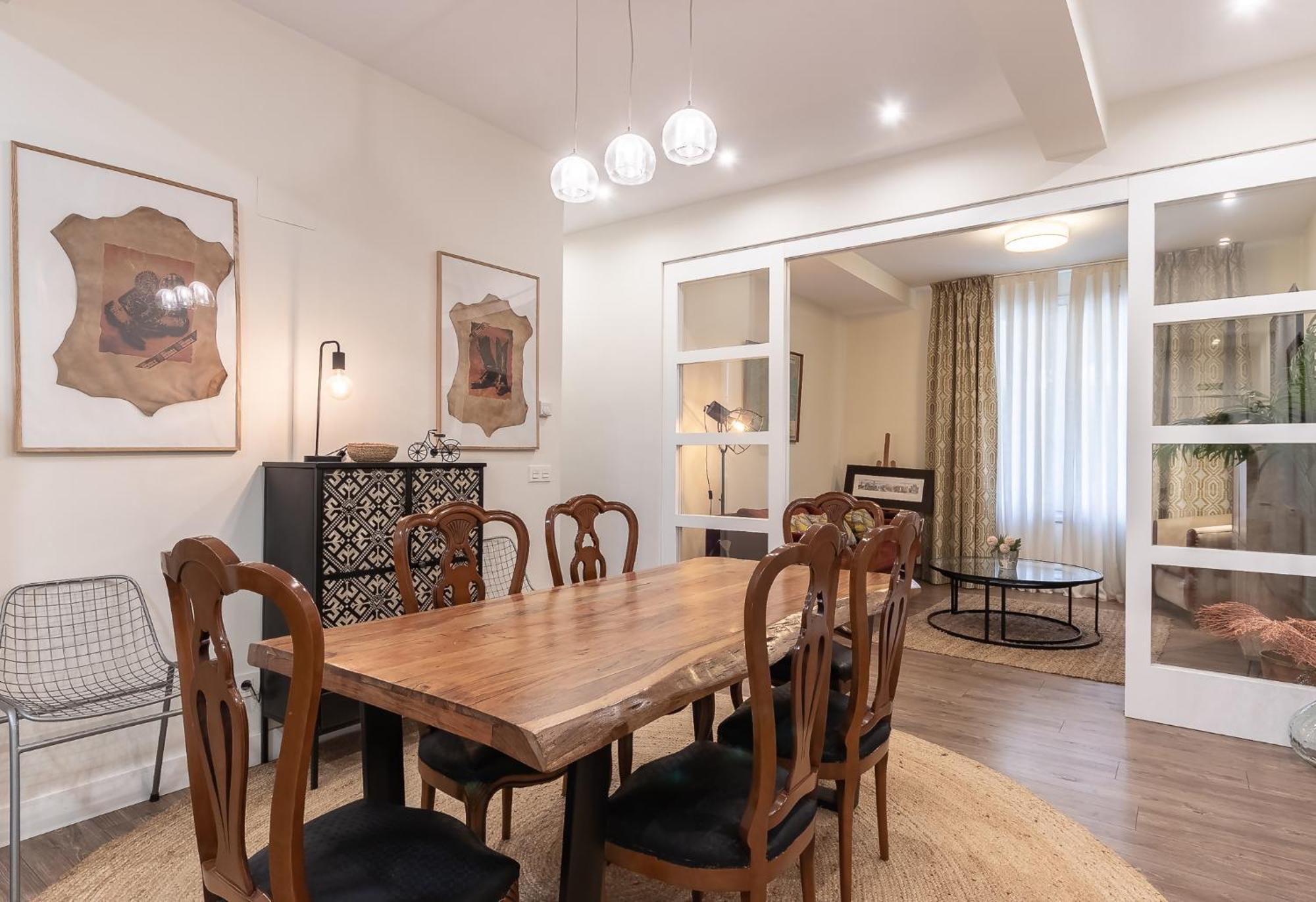 Homeloving Centre With Parking Apartment