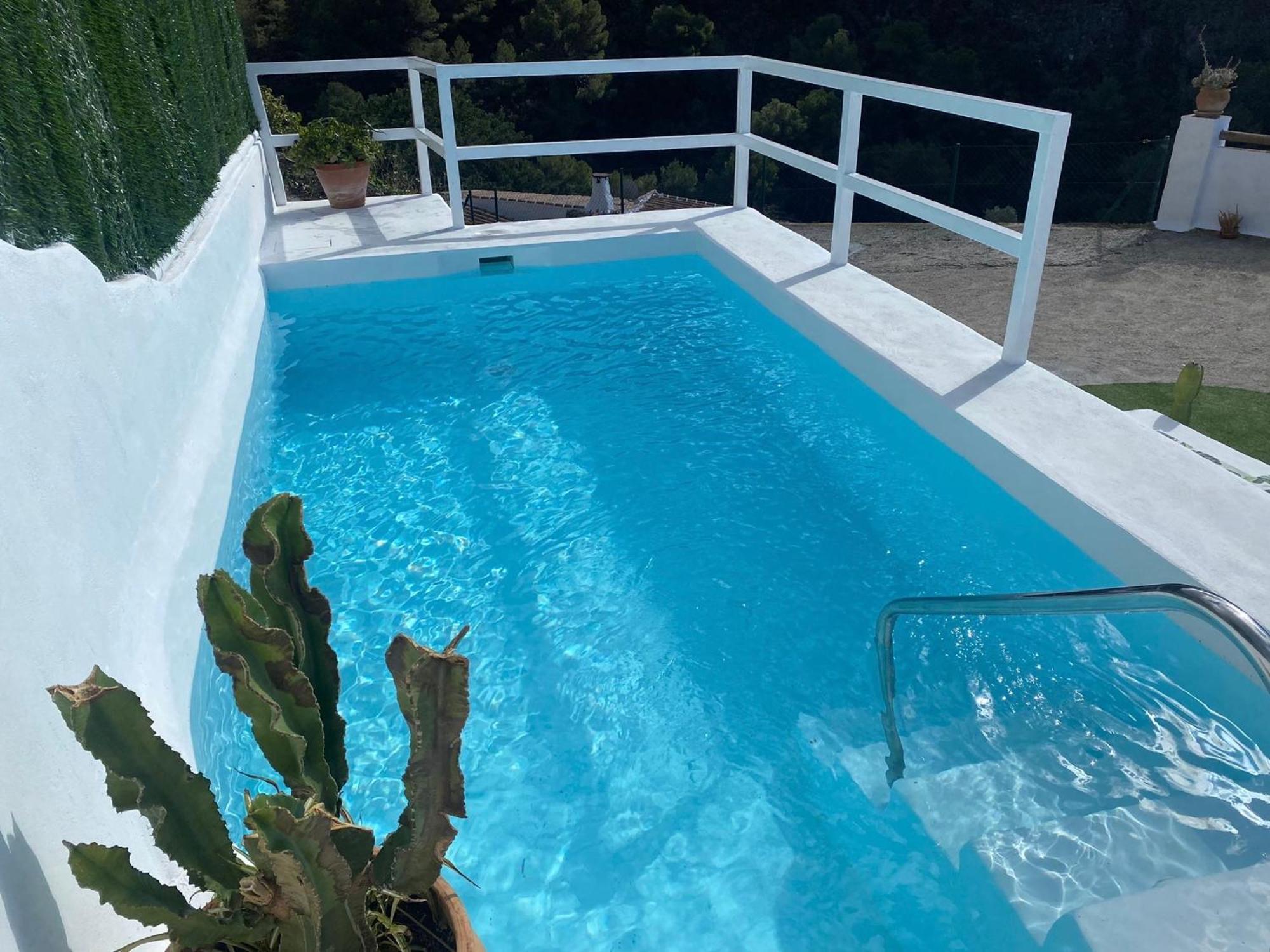 Jardin Piscina Climatizada * Frigiliana