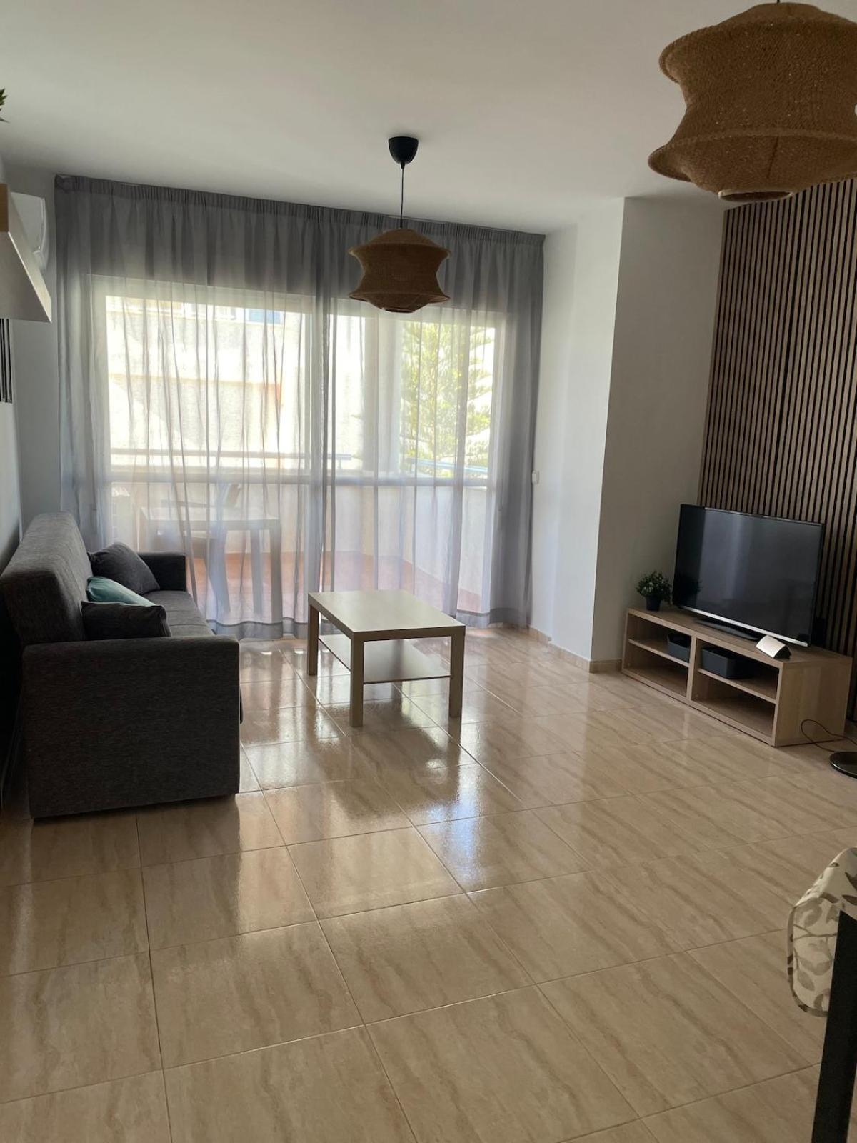 Bonito Y Tranquilo Piso En Apartamento *