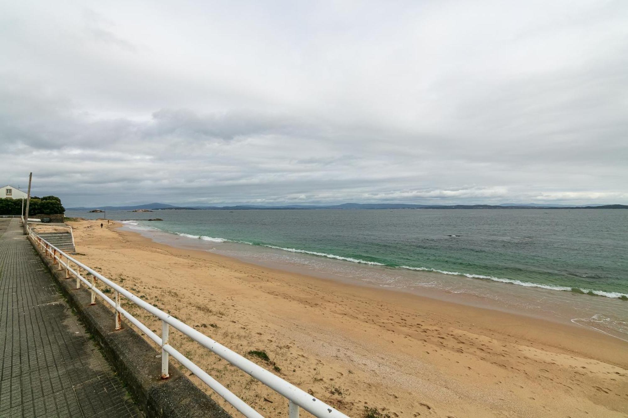 Playa Y Descanso Con Parking By Apartamento Ribeira