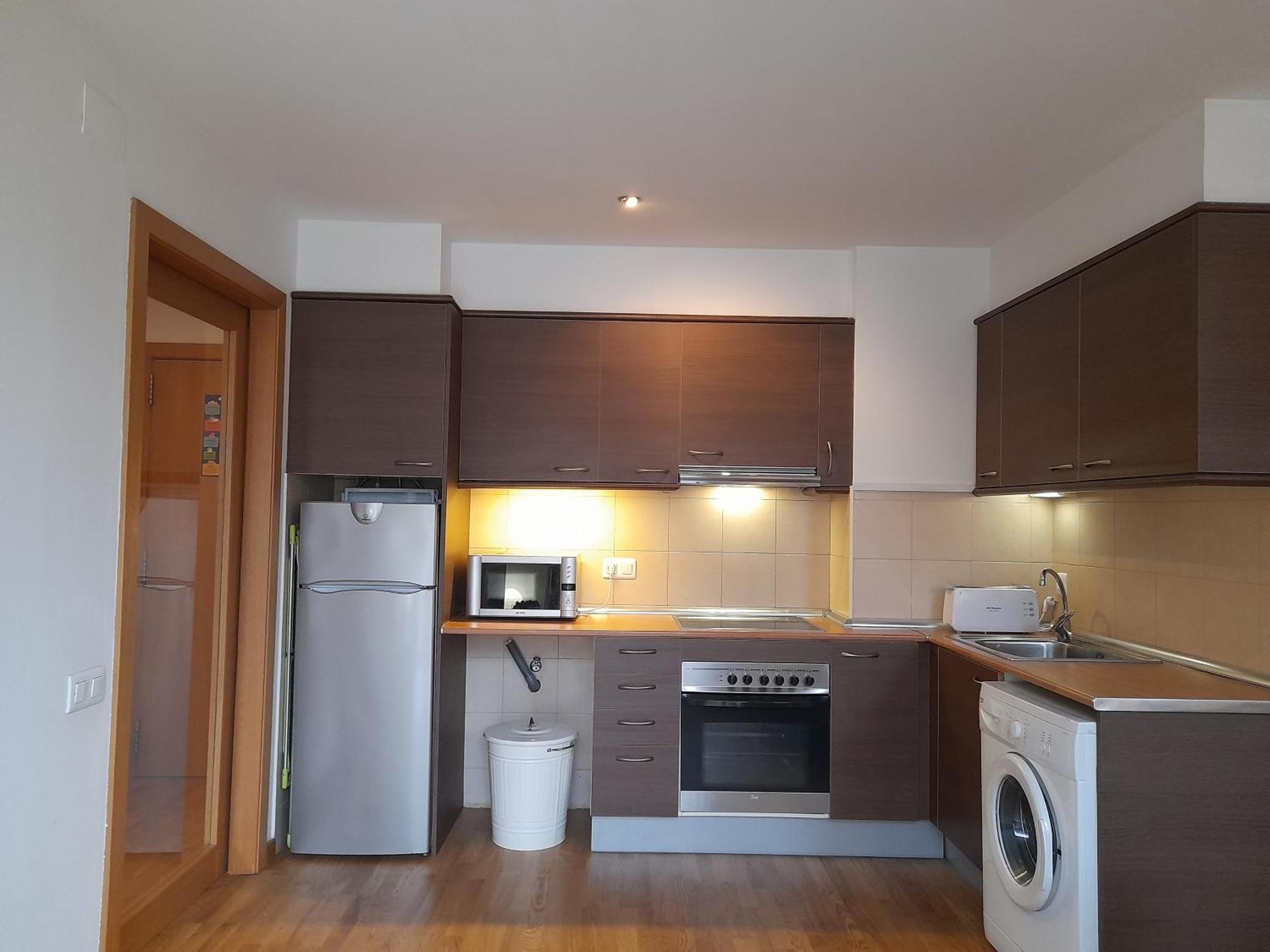 Confortable Y Espacioso Auet 2 Apartamento