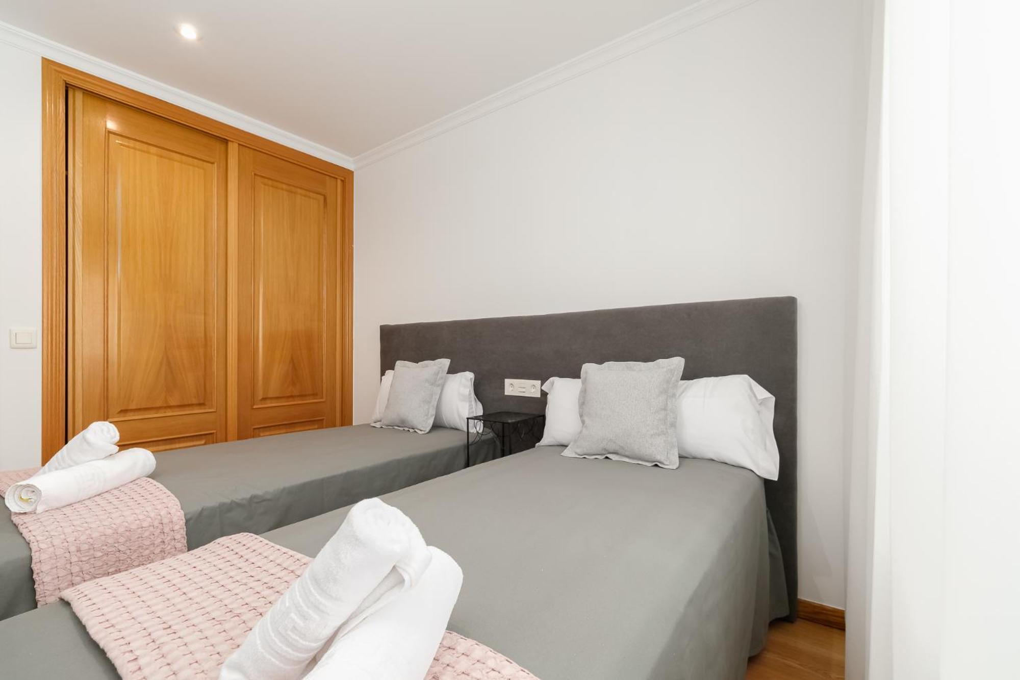 Puerta Al Encanto, Descubre Tuy By * Tui