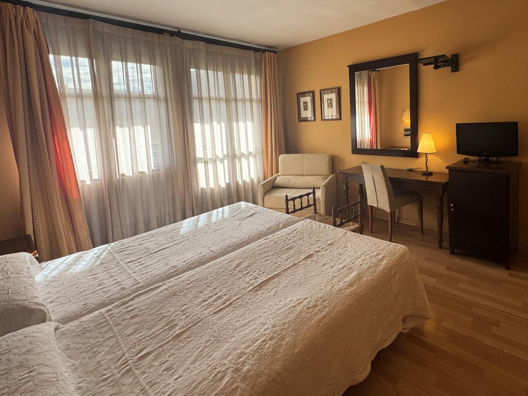 Cotiella 3* Campo (Huesca)