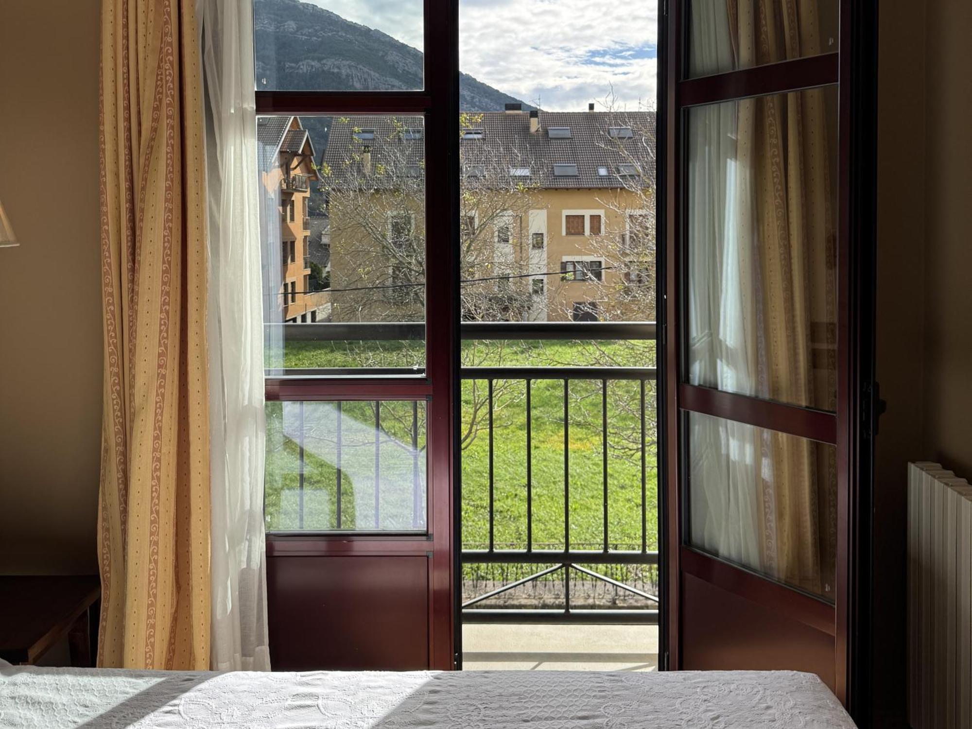 Cotiella Hotel Campo (Huesca)