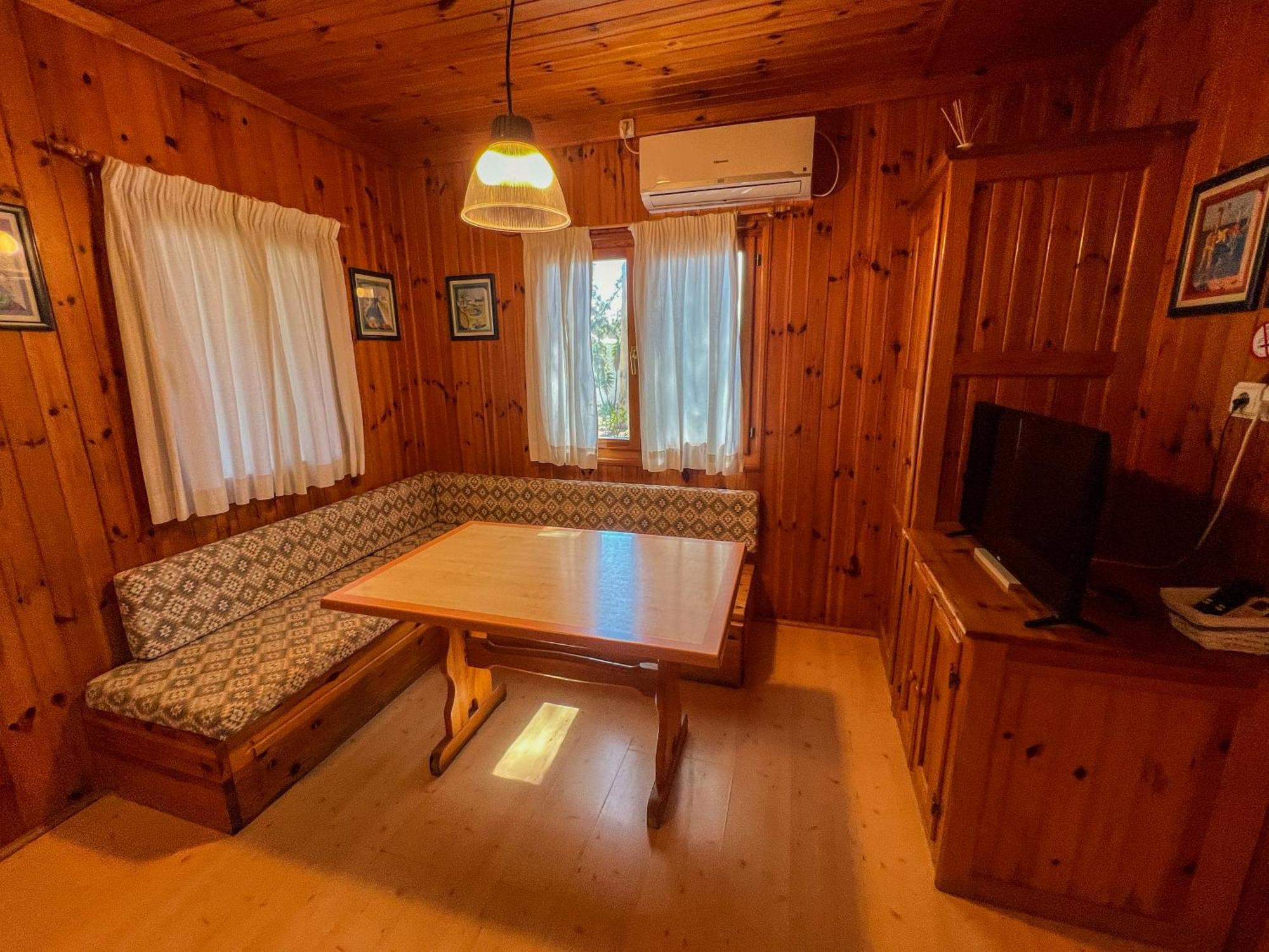 Taiga Puerto Santa Maria Campsite 4*