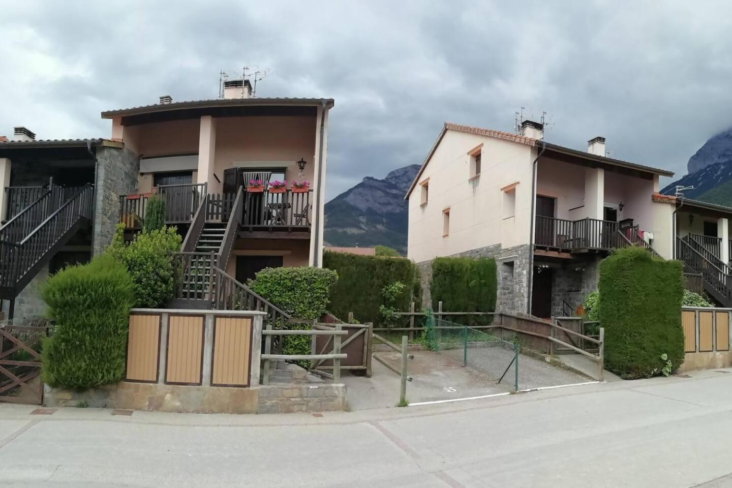 Сasa de vacaciones Duplex La Valle Ordesa-laspuña