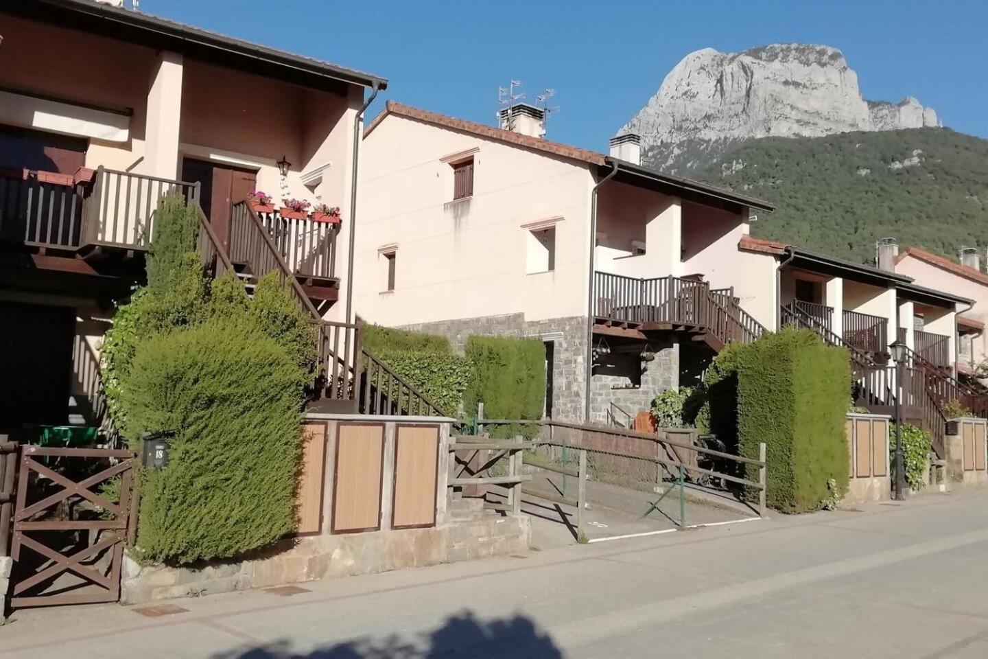 Duplex La Valle Ordesa-laspuña Сasa de vacaciones *