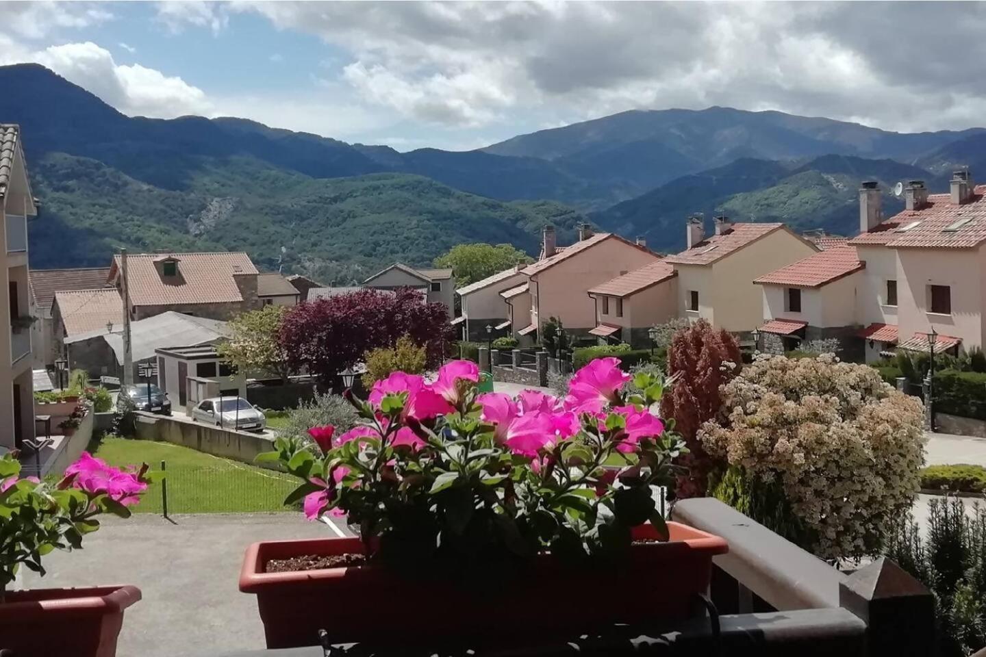 Duplex La Valle Ordesa-laspuña Сasa de vacaciones