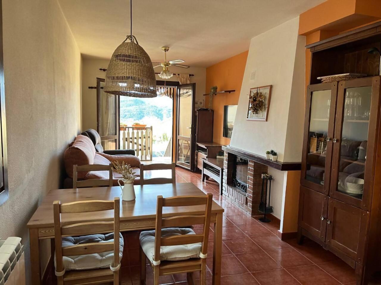 Duplex La Valle Ordesa-laspuña Сasa de vacaciones