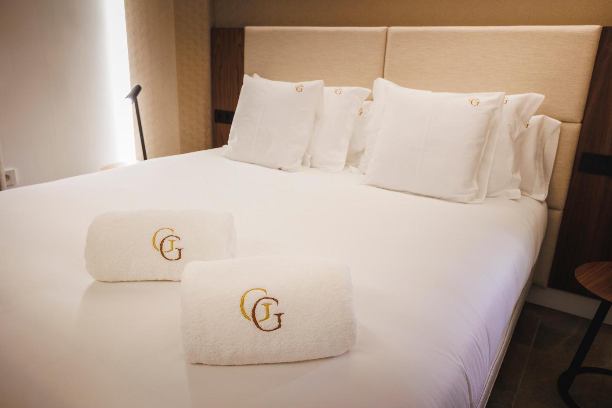 Aparthotel Corral Del Carbon Gg