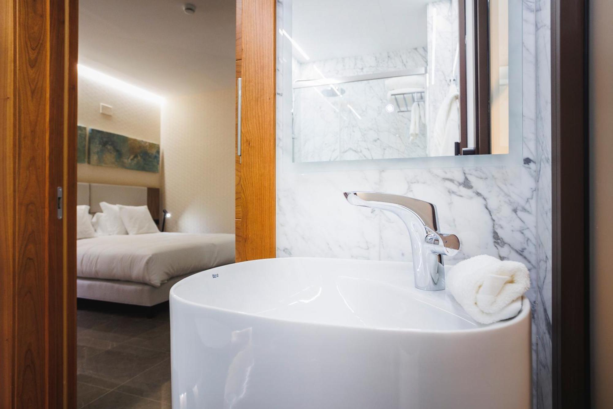 Corral Del Carbon Gg Aparthotel