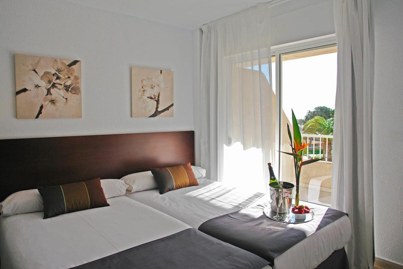 Palmera Aparthotel 2*