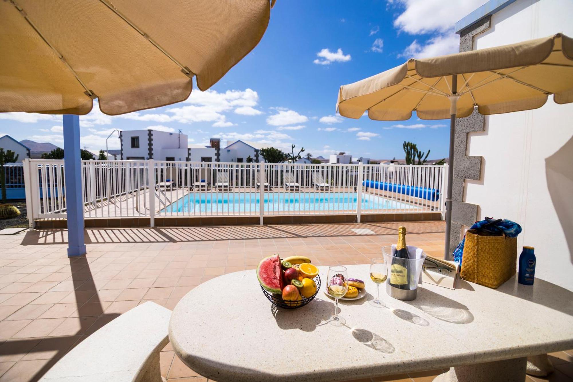 & Tao Mazo Villa