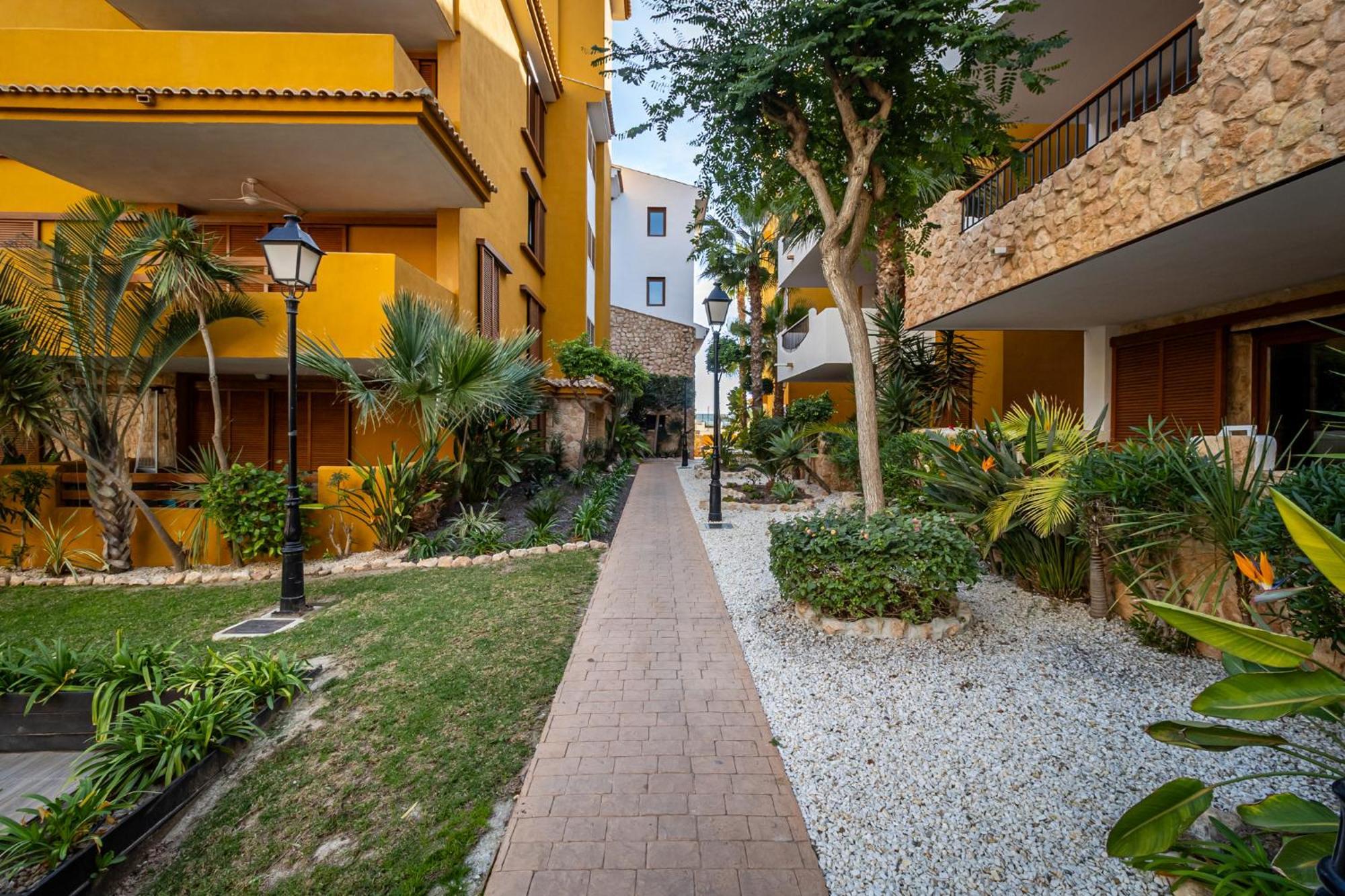 New With Sea View And Pool Torrevieja