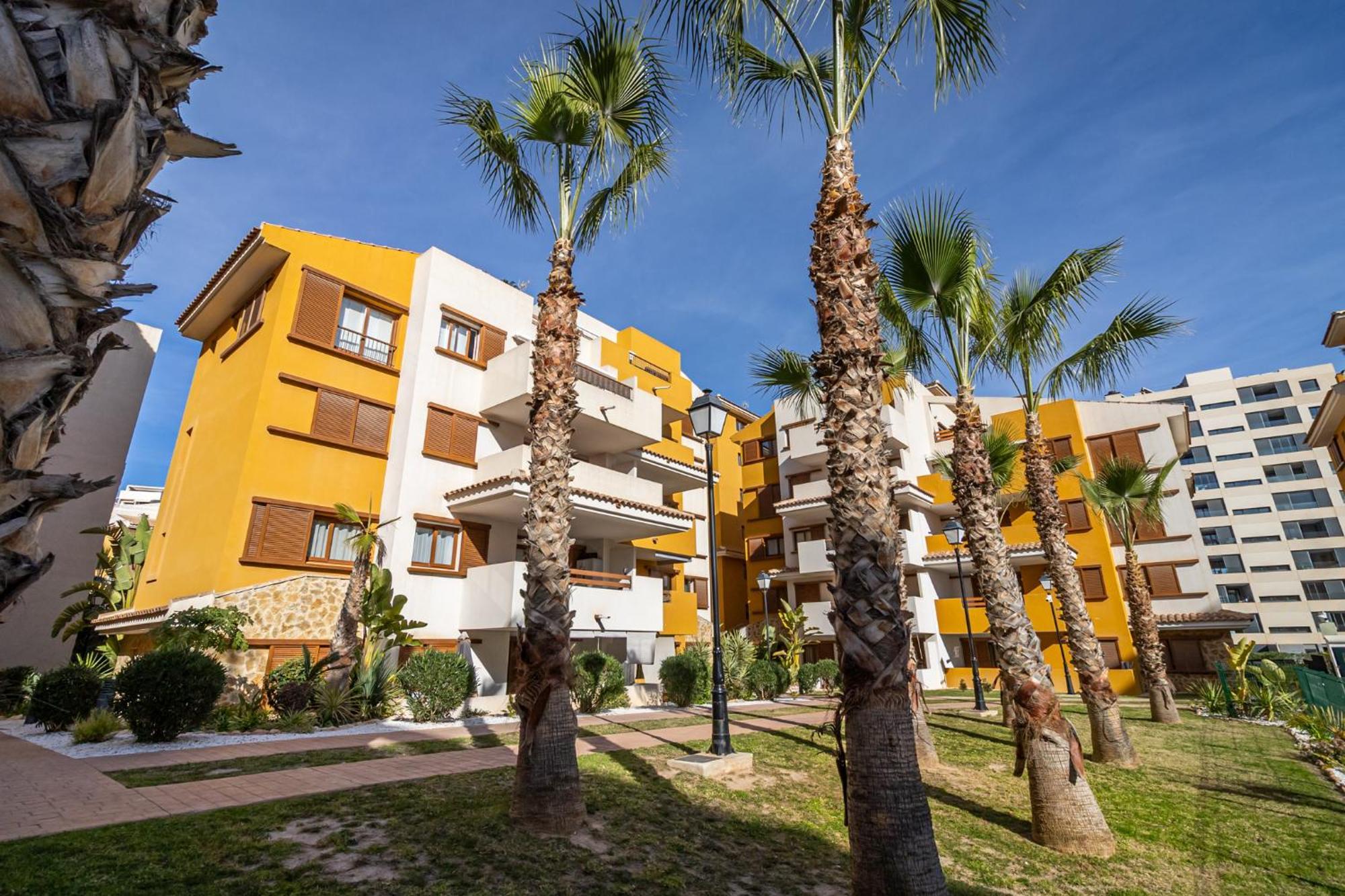 New With Sea View And Pool Apartamento