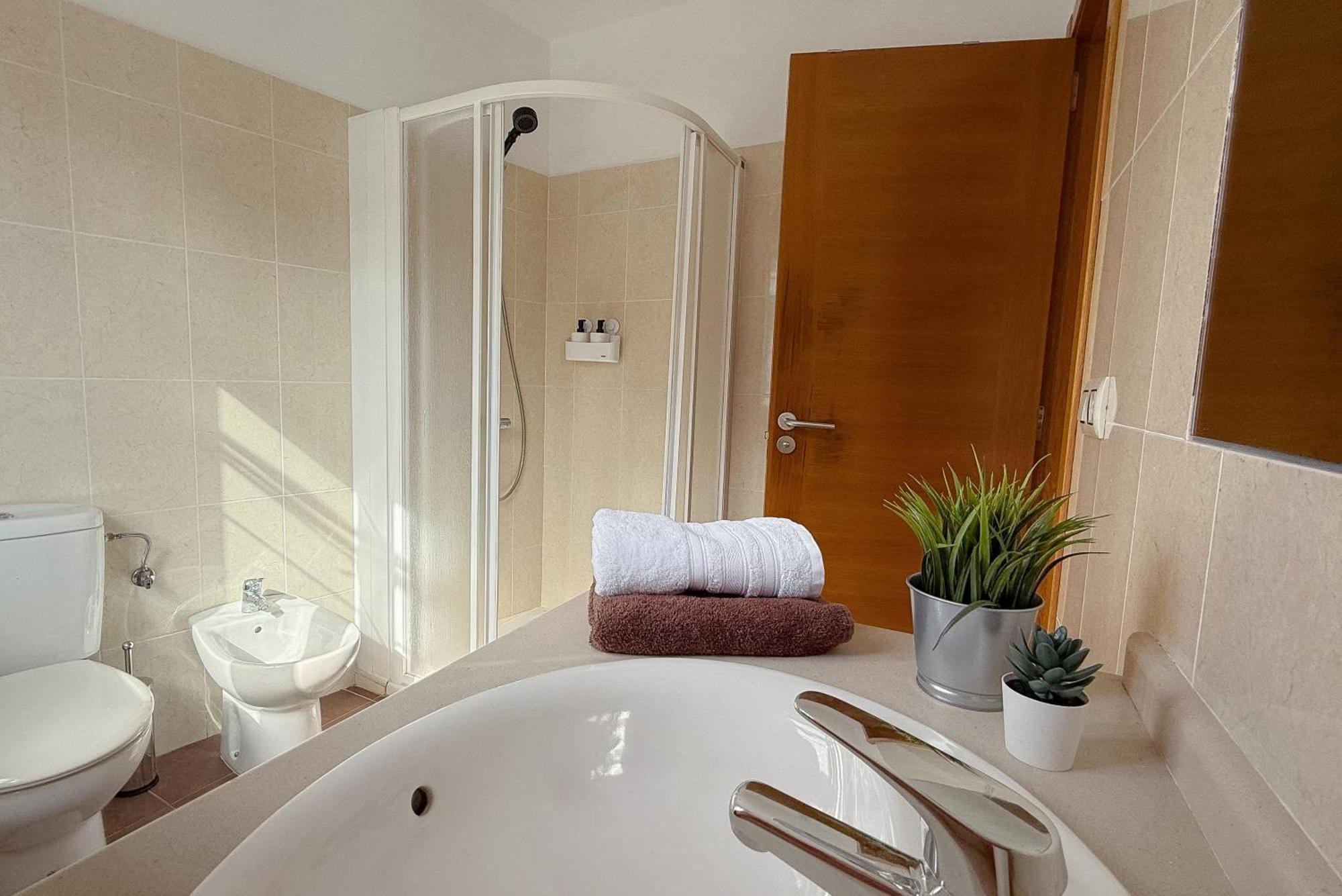 Aparthotel Lecer 5