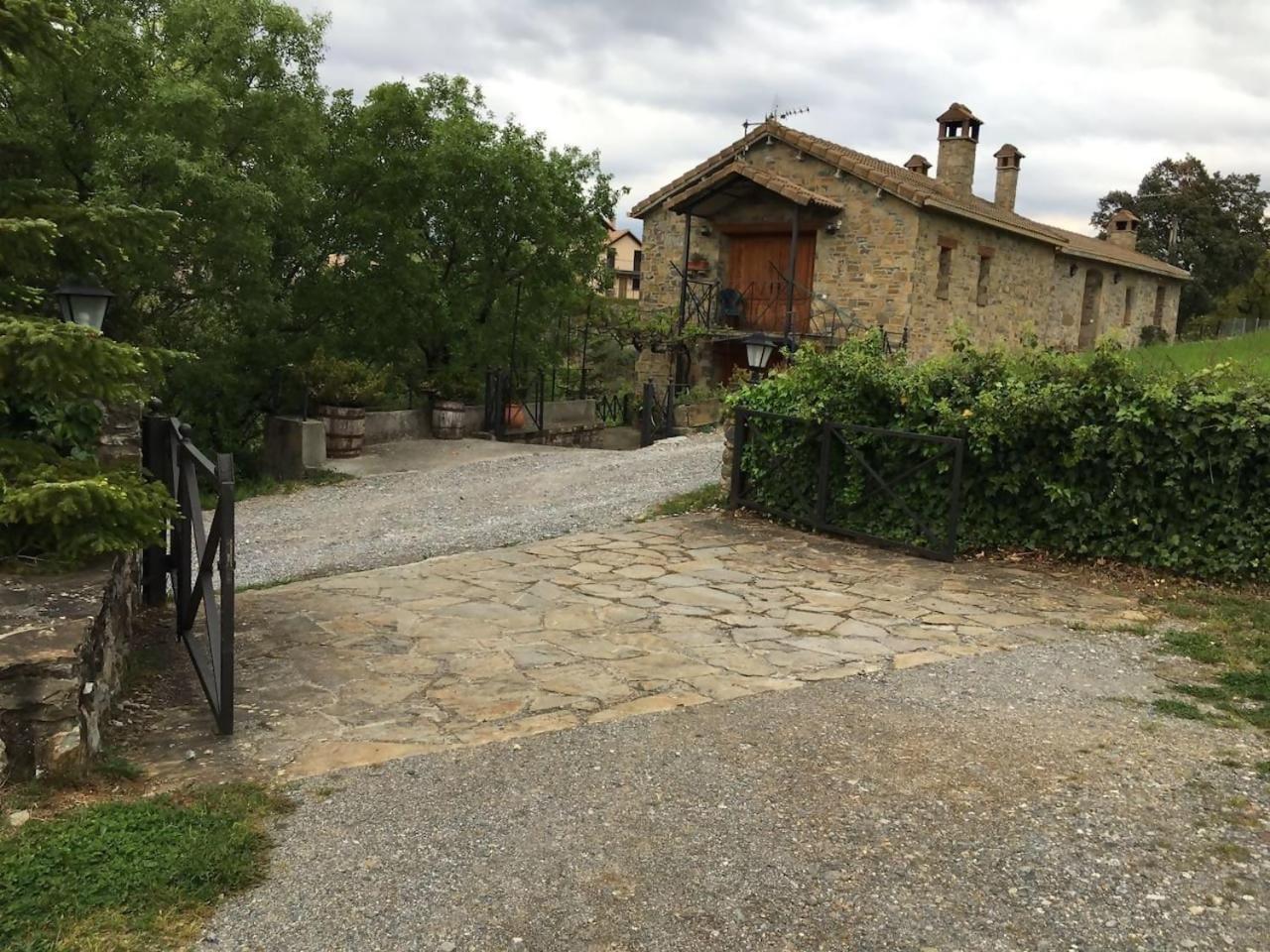 La Viñaza Ordesa 4-6 Pax Сasa de vacaciones *
