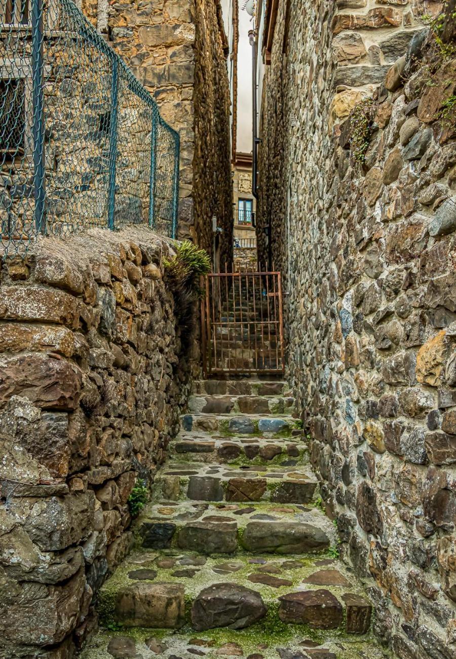 Apartamento Amplia De Piedra En *