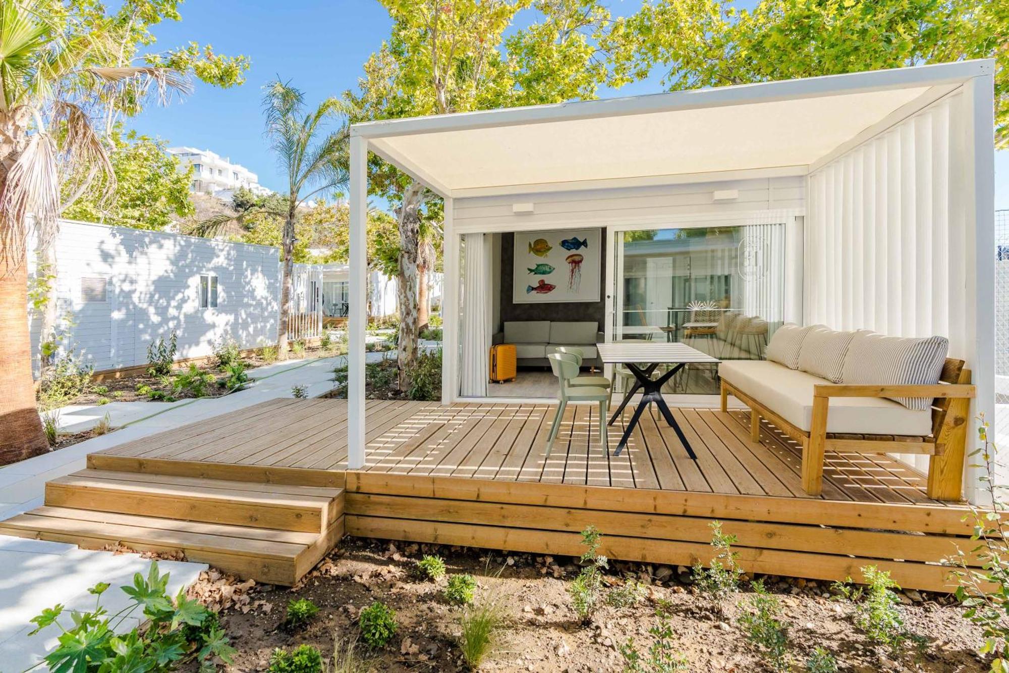 Costa Del Sol Glamping Village 4*