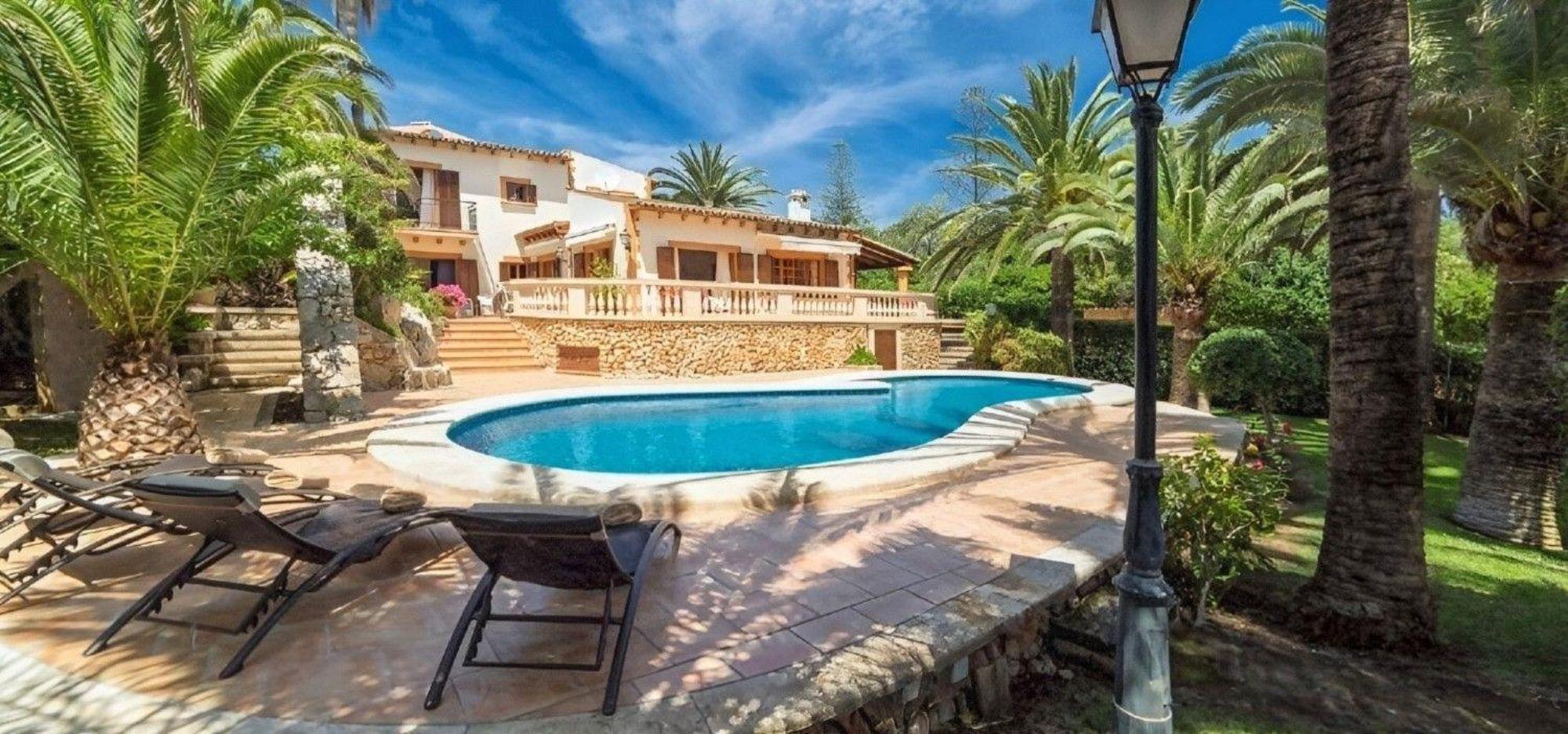 Schoenes Haus Mit Pool Direkt Am Сasa de vacaciones