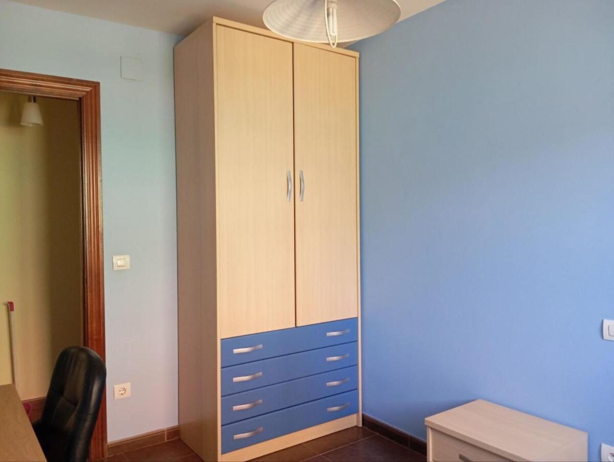 Familiar Bajo Con Jardin En Apartamento *