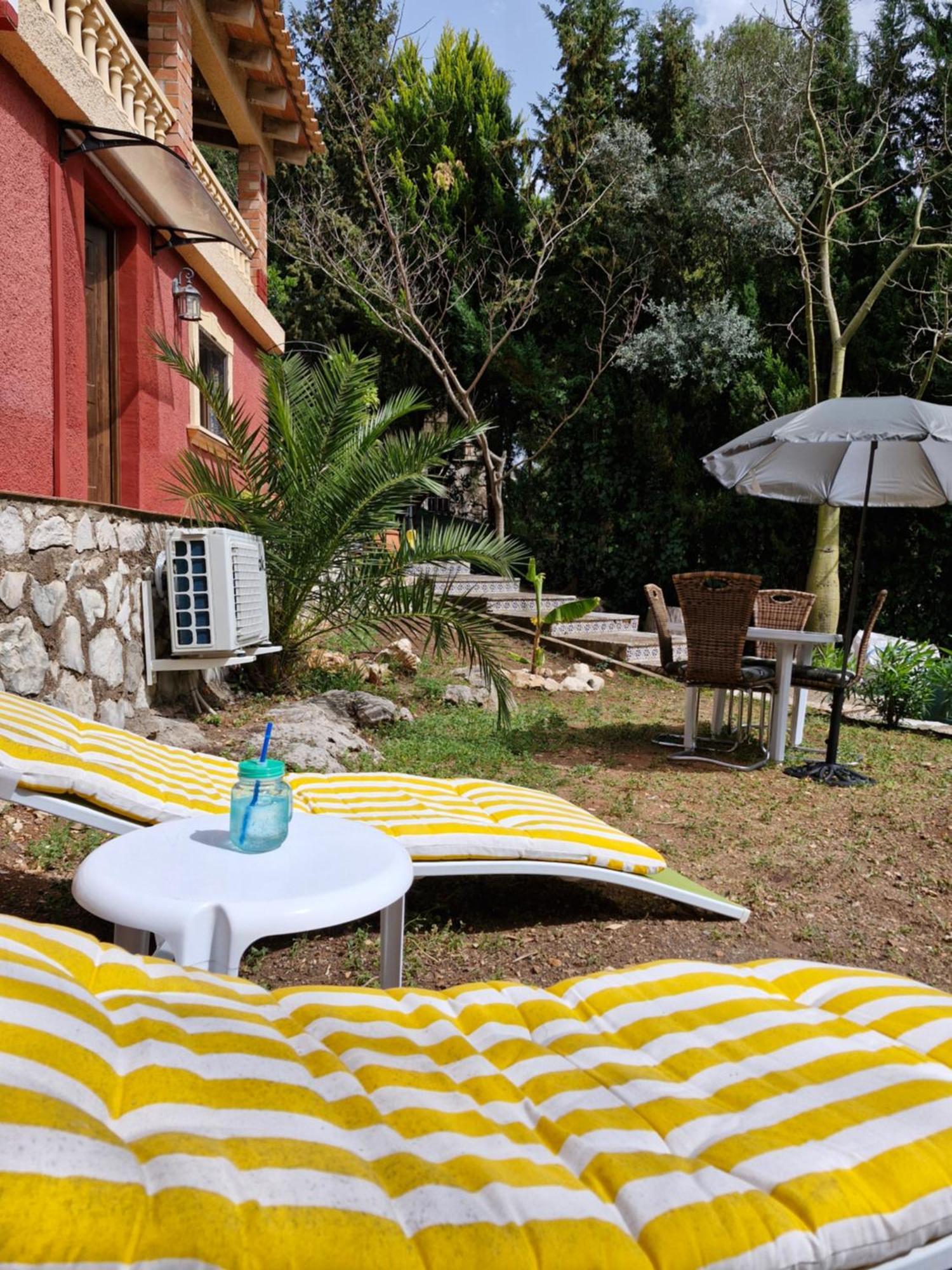 Golden Flamenco Bed and breakfast *