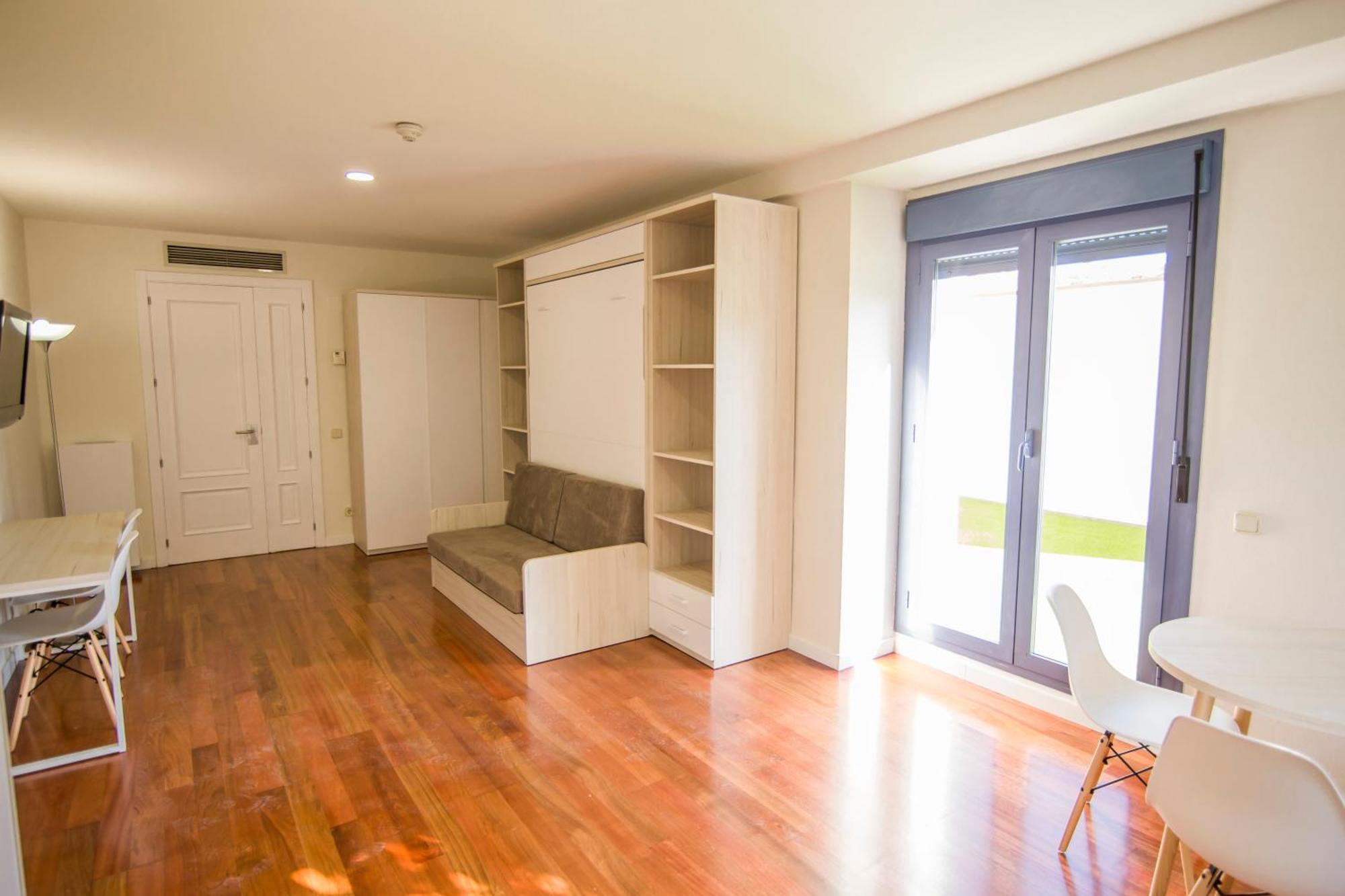 Apartamento Plaza De Santiago - Estudios Turisticos - 1 Llave Pinto