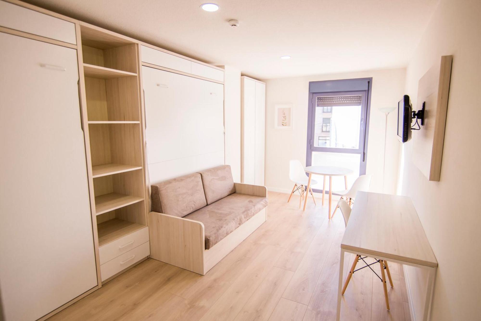Apartamento Plaza De Santiago - Estudios Turisticos - 1 Llave *