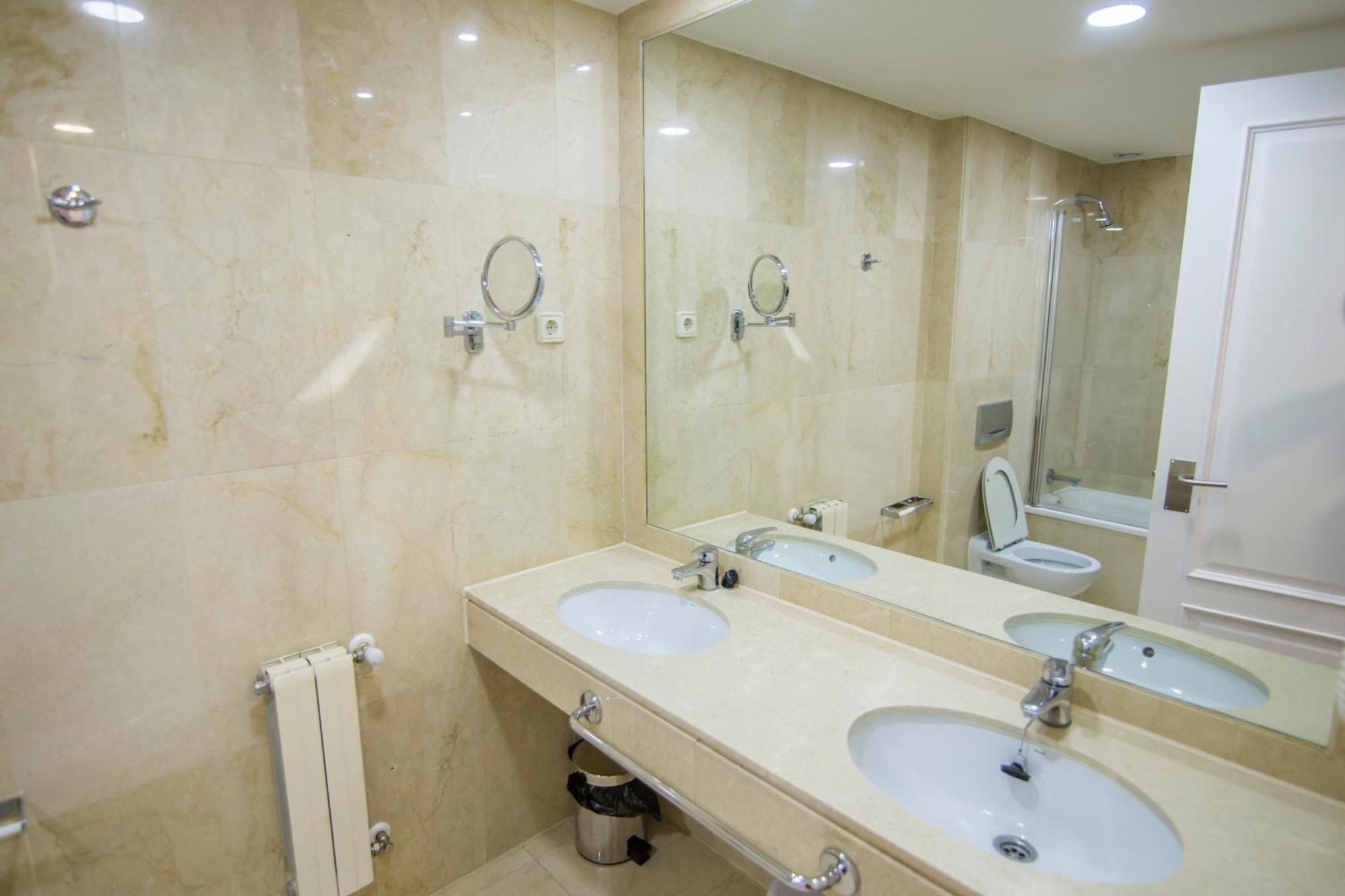 Apartamento Plaza De Santiago - Estudios Turisticos - 1 Llave Pinto