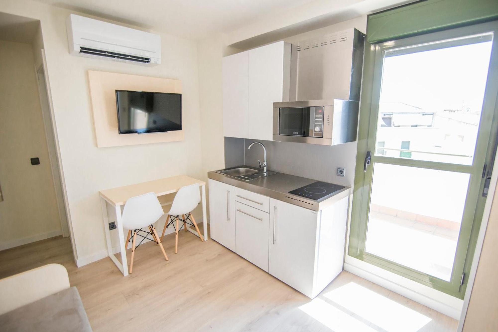 Apartamento Plaza De Santiago - Estudios Turisticos - 1 Llave