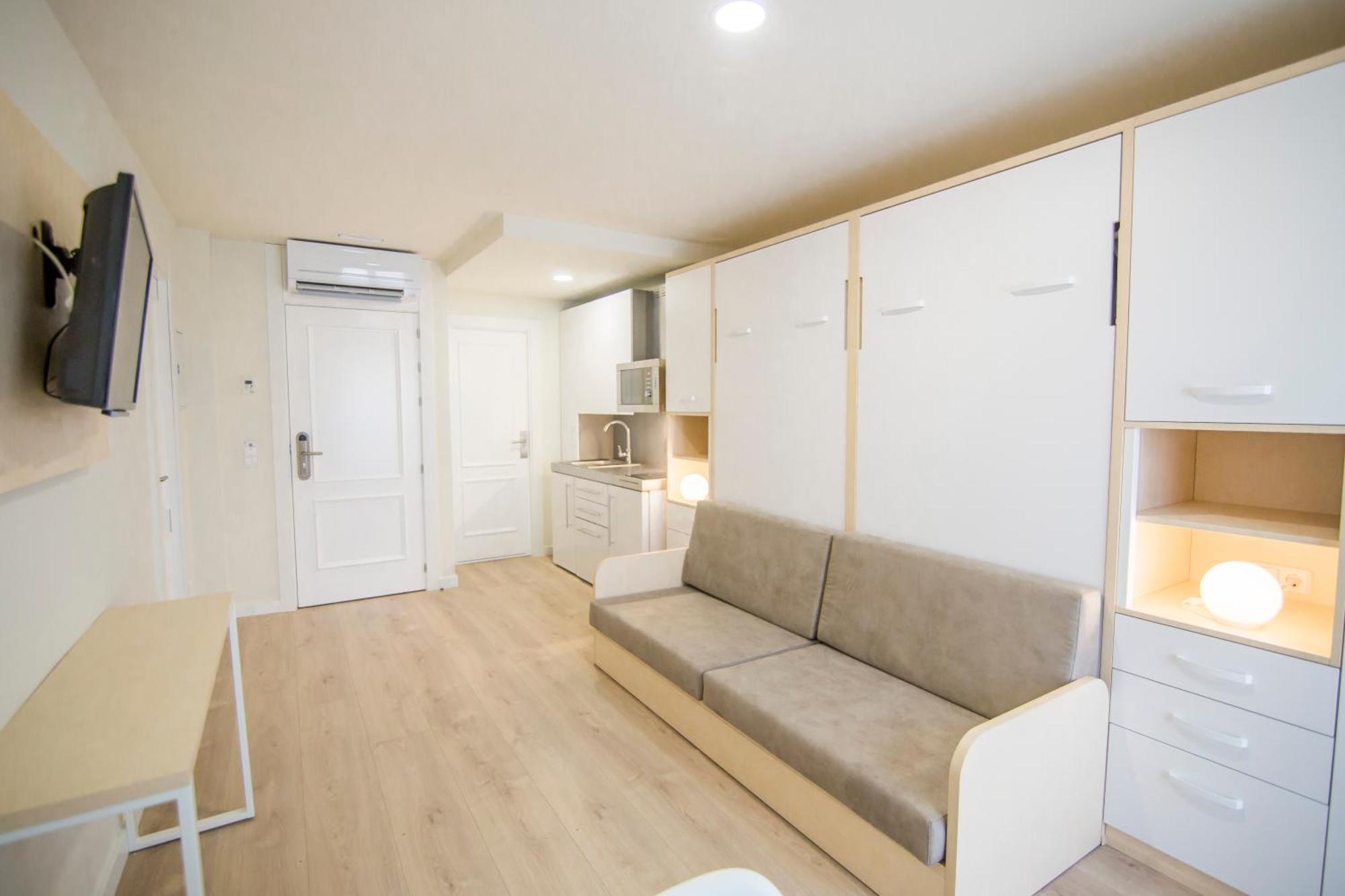 Plaza De Santiago - Estudios Turisticos - 1 Llave Apartamento Pinto