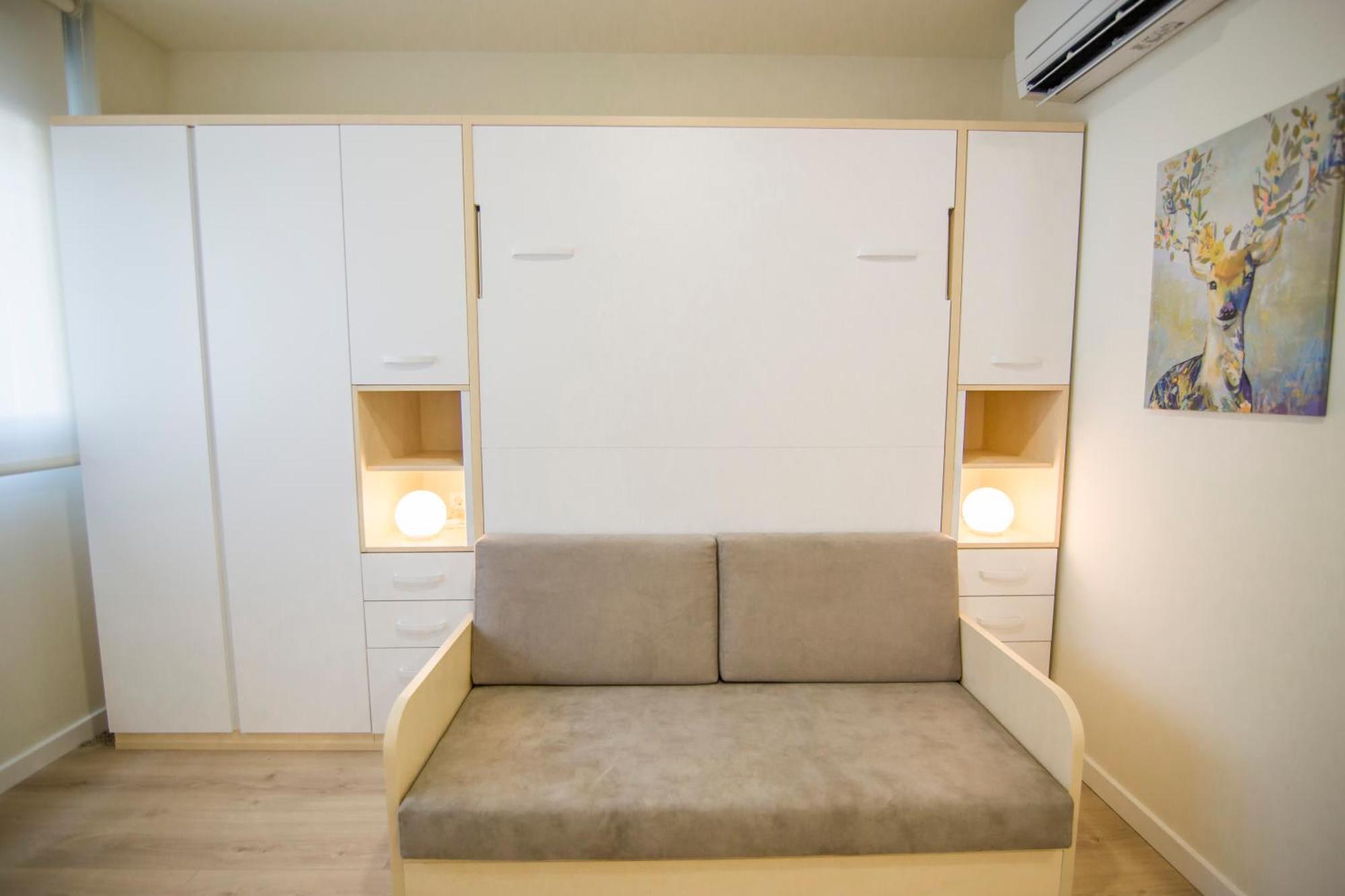Apartamento Plaza De Santiago - Estudios Turisticos - 1 Llave